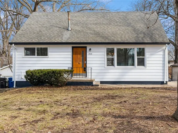 2515 27th St, Des Moines, IA 50310