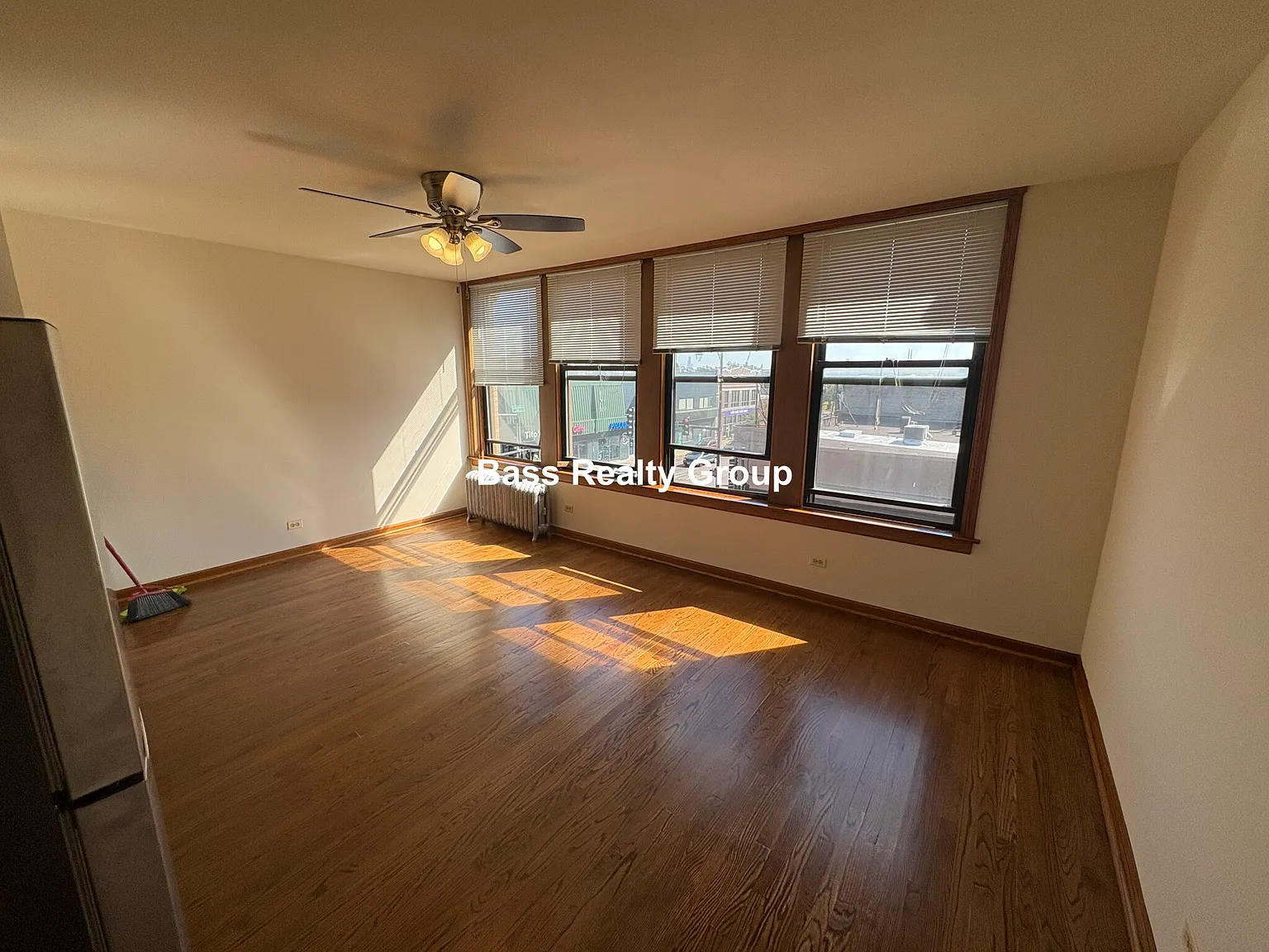 Studio, 1.0 bath, 400 sqft, $1,150 — Photo 4