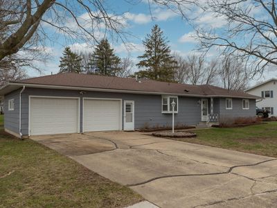 426 1st St SE, Hayfield, MN, 55940