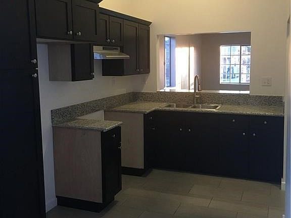 5th image of 4354 Compton Ave