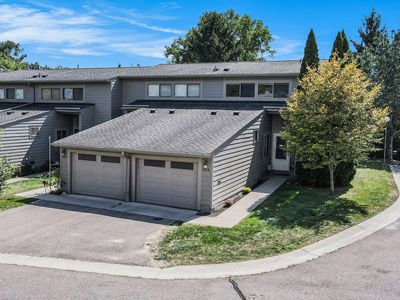 699 Skynob Dr, Ann Arbor, MI, 48105