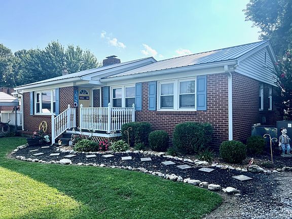 3rd image of 59 Garth Cir