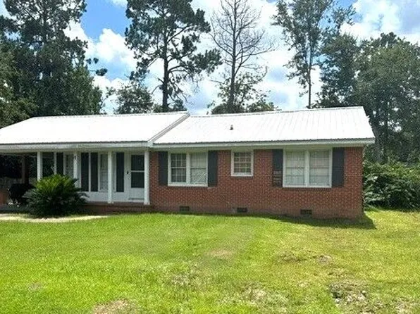 1509 Ridgeway Dr, Vidalia, GA 30474