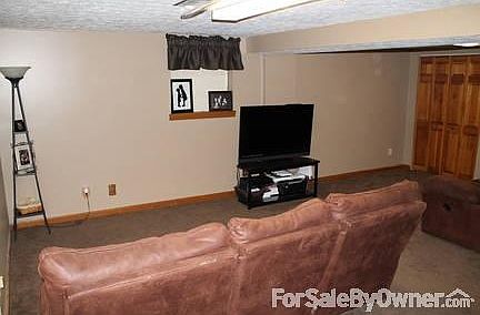4th image of 6 Campbell Ln