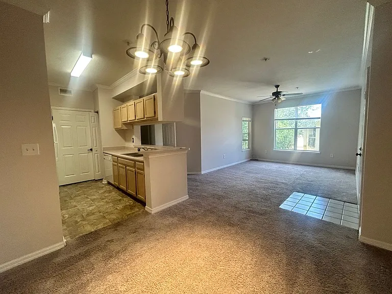 5616 Pinnacle Heights Cir #308 — Photo 2