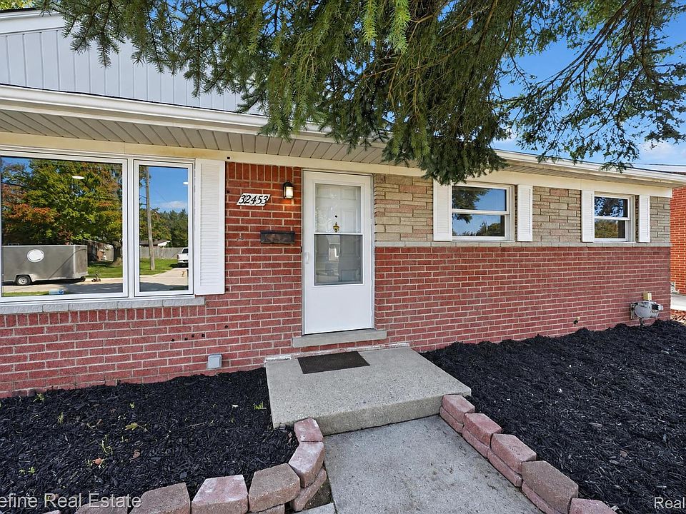 32453 Hiveley St, photo 2