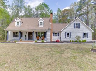 1484 W Prospect Dr, Lawrenceville, GA 30043