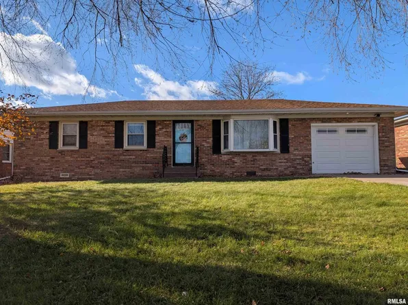 3707 15th St D, Moline, IL 61265