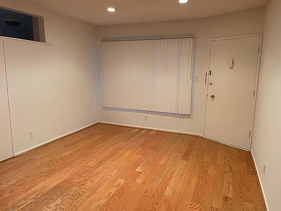 2nd image of 11655 Ohio Ave #3