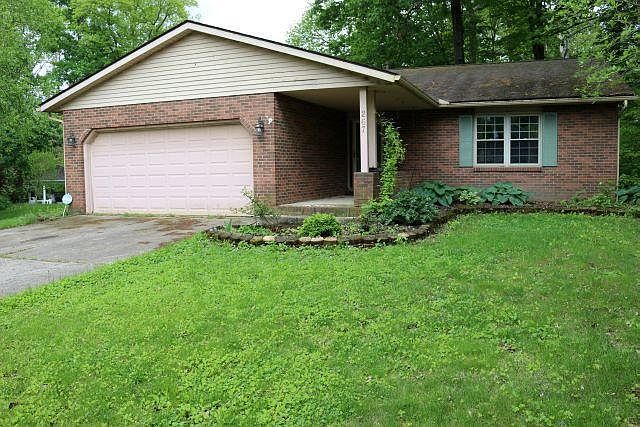 1st image of 267 Sumption Dr