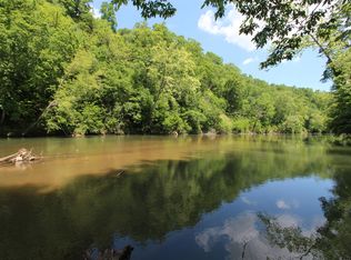 311 Buffalo Bottom Rd, Linden, TN 37096