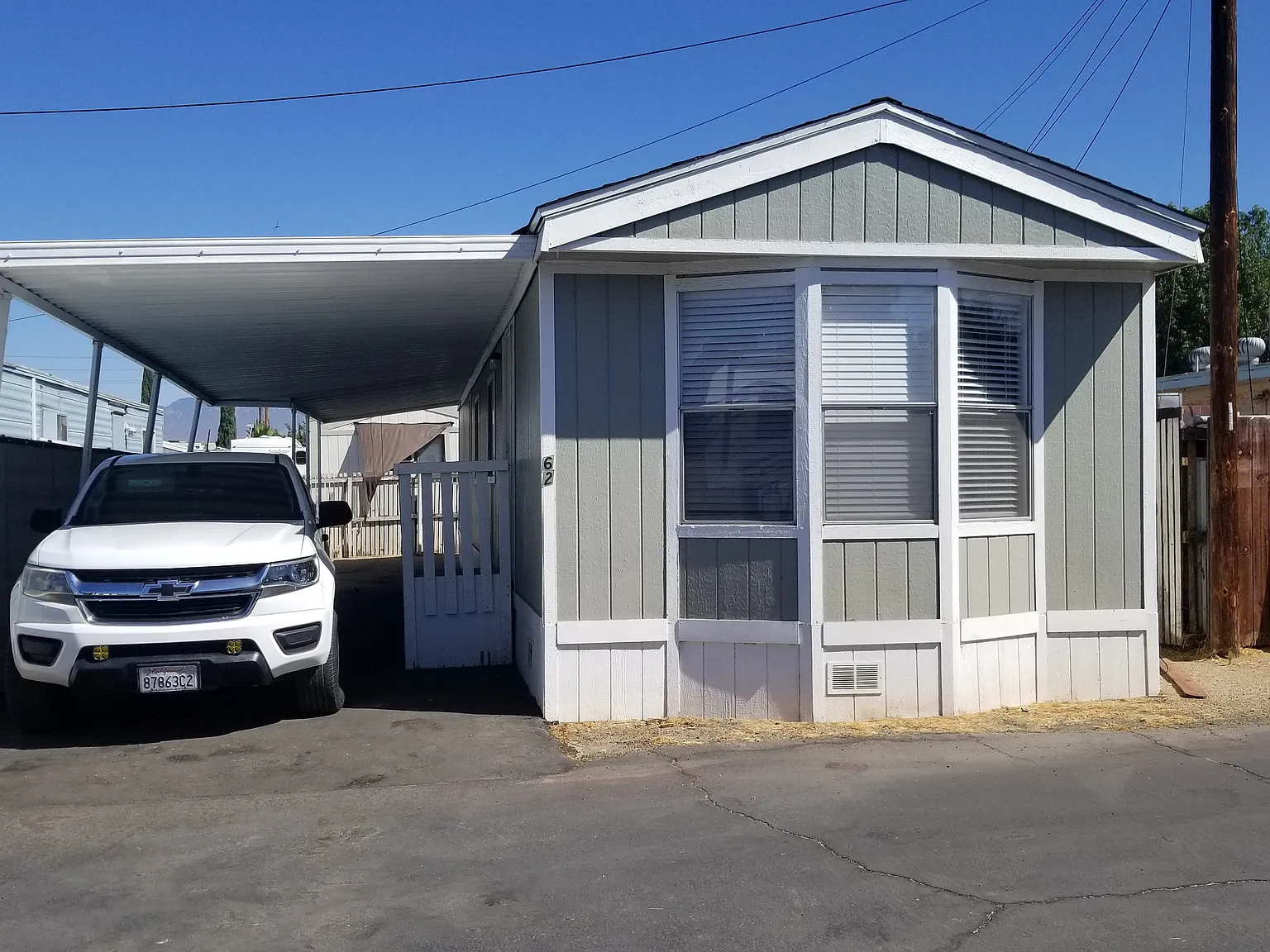 2 bed, 1000 sqft, $1,900 — Photo 1