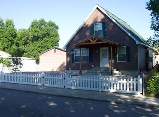 714 W Huron St, Lewistown, MT 59457