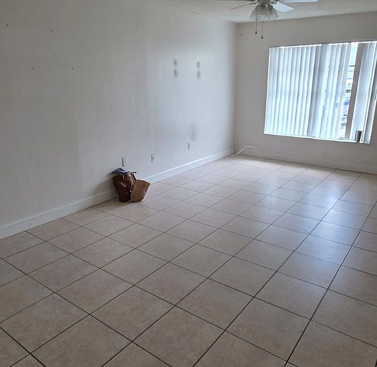 1st image of 460 NE 18th Ave APT 116