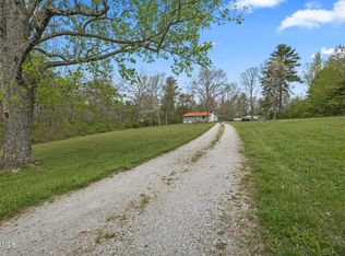 2554 Ryan Rd, Crossville, TN 38571