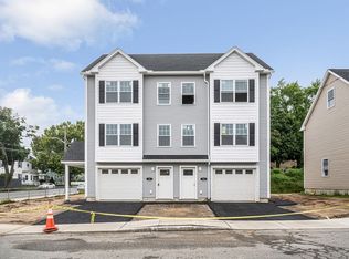72 Bunker Hill Ave #72, Lowell, MA 01850