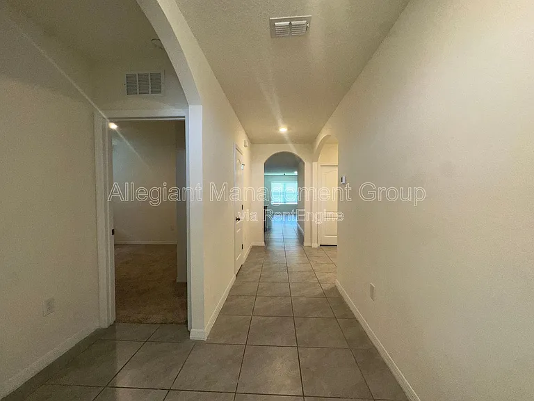 1554 Oak Reserve Dr — Photo 2