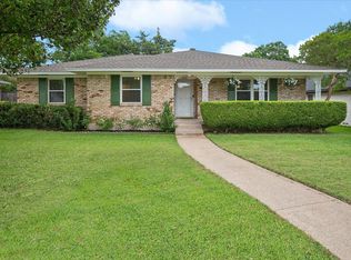 8426 Baumgarten Dr, Dallas, TX 75228