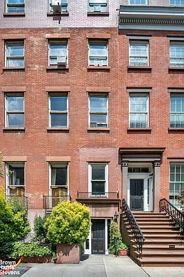 Rented by Brown Harris Stevens | media 5