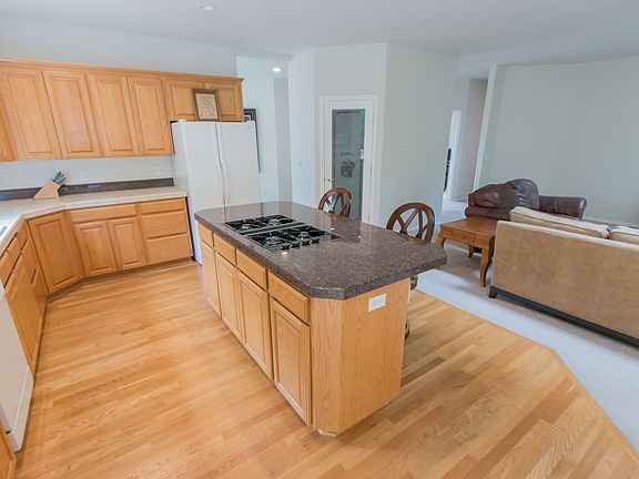 5th image of 14012 NW 28th Ct