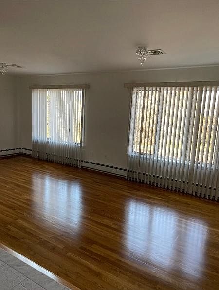 1st image of 380 Albourne Ave