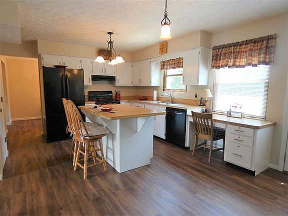 4th image of 12032 Twincreek Dr NW