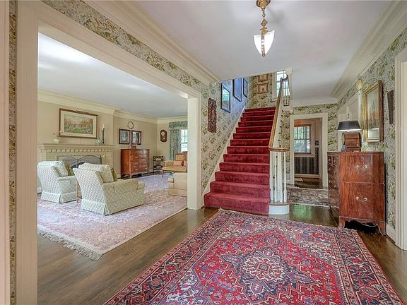 4th image of 7314 Belleview Ave