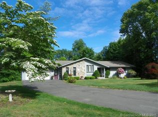 25 Shagbark Dr, Southington, CT 06489