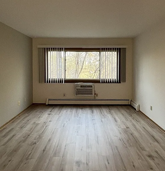 Ridge Manor Apartments — Photo 10