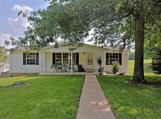 2620 Sunnyside Rd, Festus, MO 63028