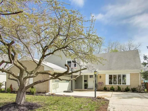 505 S Elm St, Palatine, IL 60067