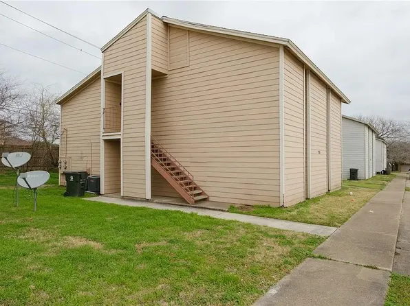 2915 Prairie Flower Cir, Bryan, TX 77802