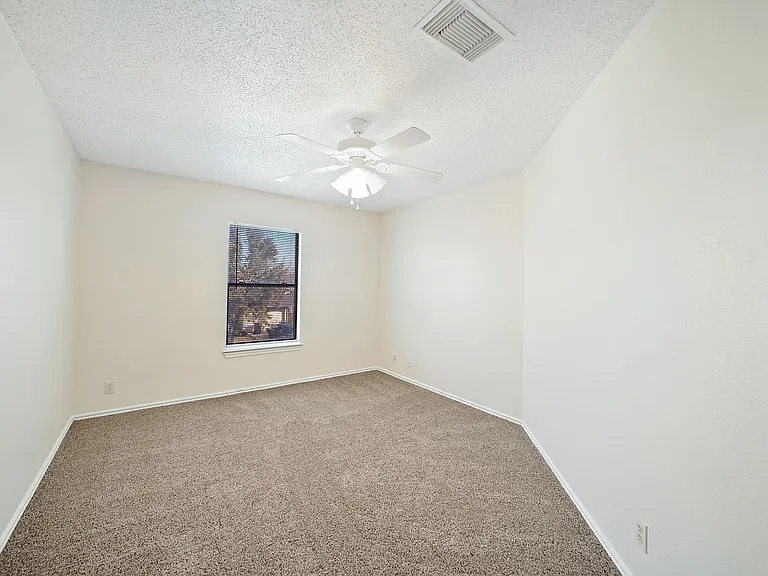2010 Muddy Peak Dr — Photo 31