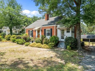 805 N Chestnut St, Aberdeen, NC 28315