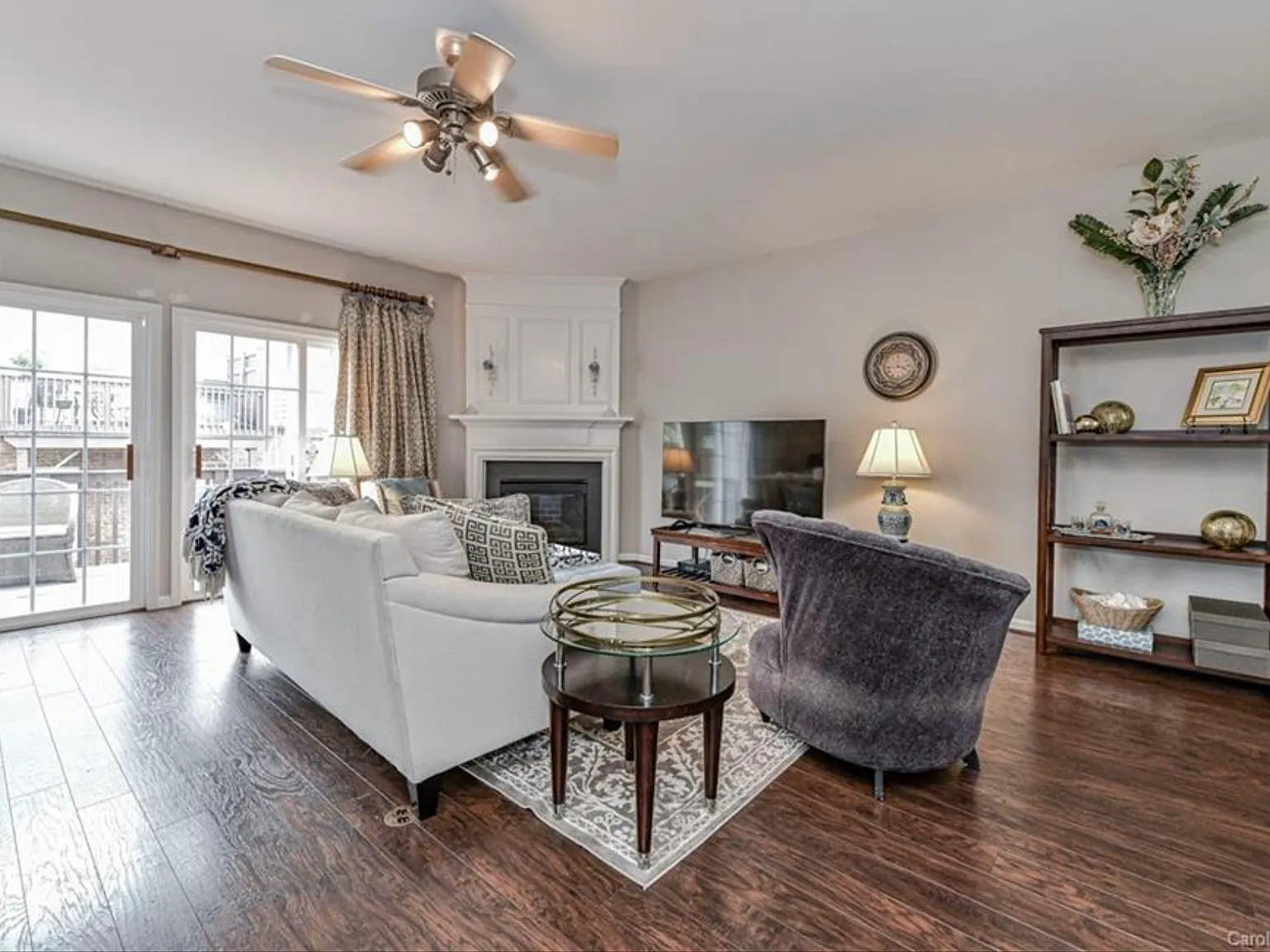 2907 Castleberry Ct — Photo 2
