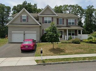 4 Christopher Dr, Howell, NJ 07731