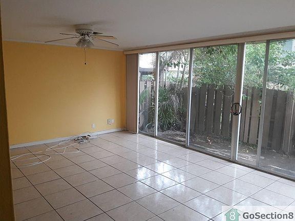 4th image of 847 NW 80th Way