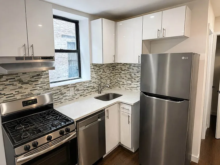 2722 Frederick Douglass Blvd #2-D — Photo 2