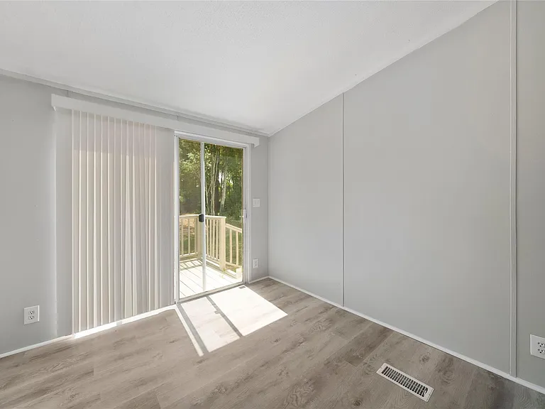16333 Lone Corral Ct — Photo 11