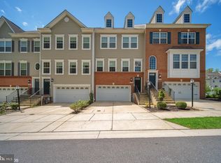 2517 Hyacinth Ln, Gambrills, MD 21054