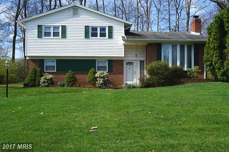 1st image of 3527 Country Hill Dr