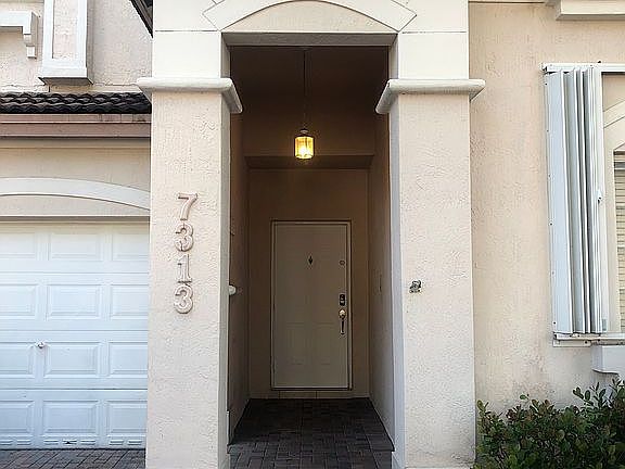 3rd image of 7313 NW 113th Pl