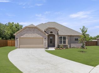 101 Monarch Ln, Nevada, TX 75173