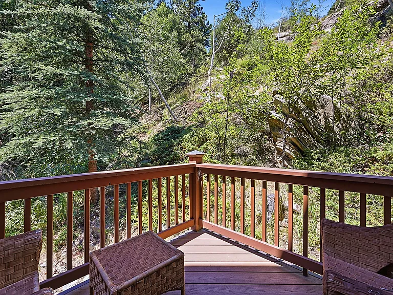 551 Aspen Dr — Photo 27