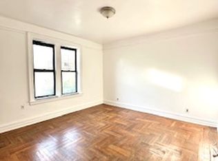 30-36 34th St #G, Astoria, NY 11103