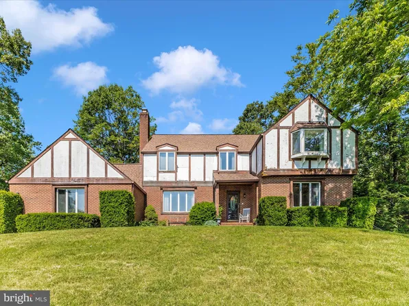 7622 Irongate Ln, Frederick, MD 21702