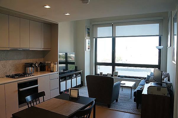 1st image of 550 Vanderbilt Ave #817