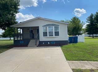 3808 Bristol Ln, Pontoon Beach, IL 62040