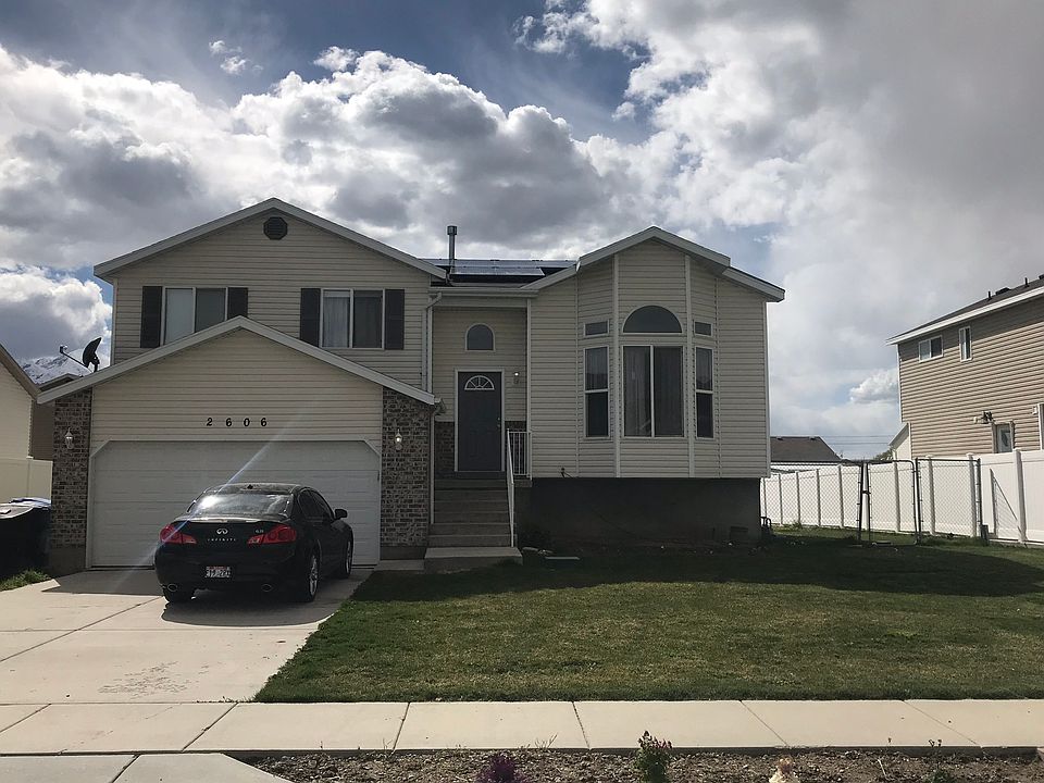 1st image of 2606 S Thoreau Dr