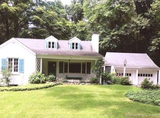 17 Cricket Ln, Weston, CT 06883